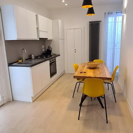 Lägenhet Trastevere Incantevole Con Patio Esterno Privato *