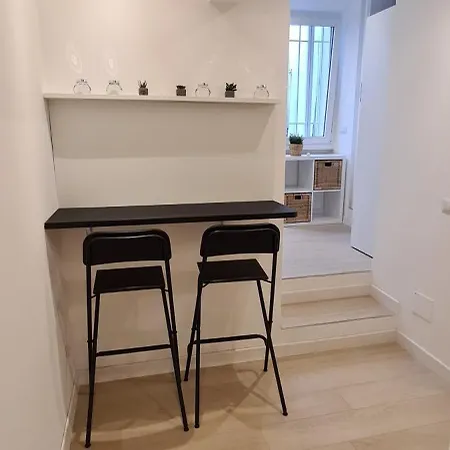 Lägenhet Trastevere Incantevole Con Patio Esterno Privato Rom