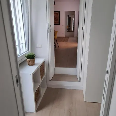 Trastevere Incantevole Con Patio Esterno Privato Διαμέρισμα Ρώμη